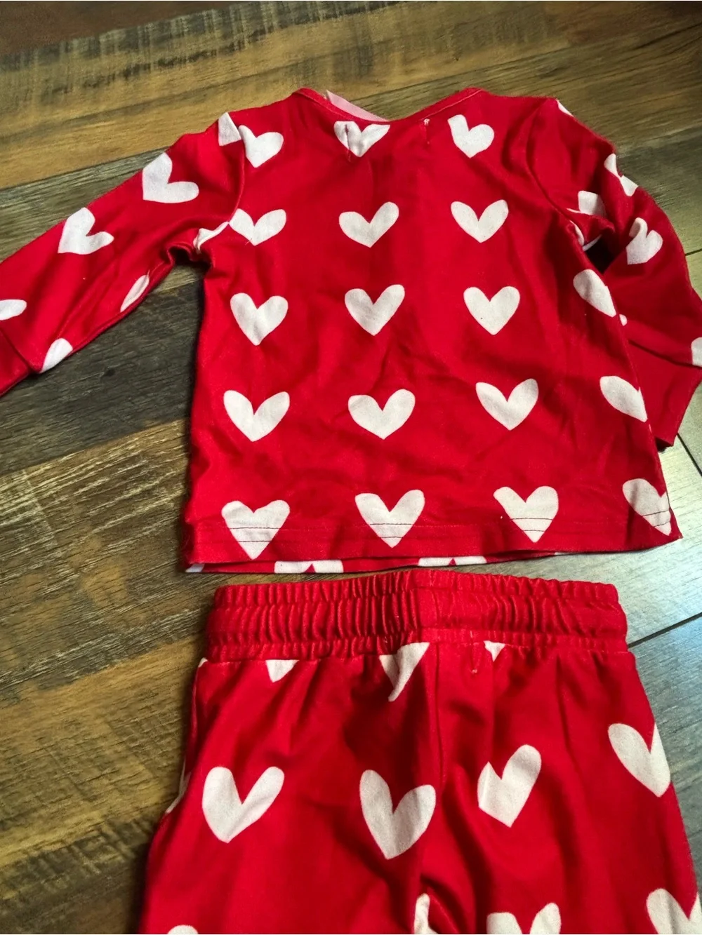 Sweet honey brand heart print 2-piece set size 12 months NWT